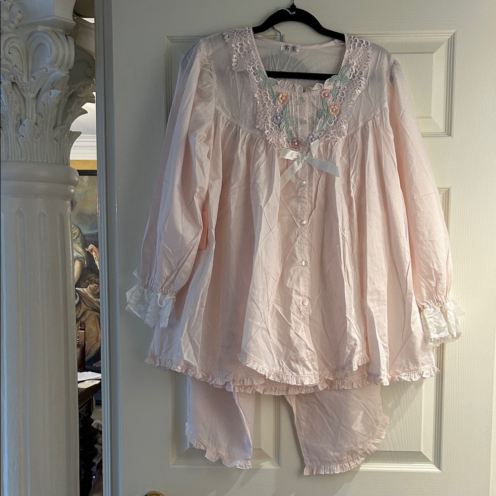 Elegant Pink Lace Pajama Set